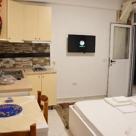 Micco's Vlorë